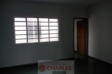 Casa &agrave; venda - 243m&sup2; - Centro