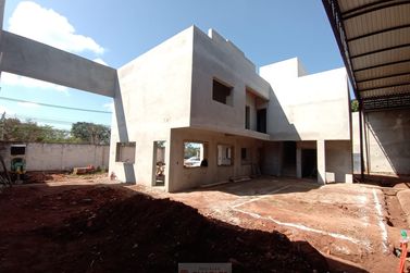 Sal&atilde;o Comercial para alugar - 944m&sup2; - Centro