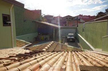 Casa &agrave; venda - 250m&sup2; - Centro