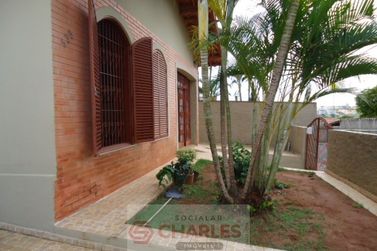 Casa &agrave; venda - 220m&sup2; - Centro