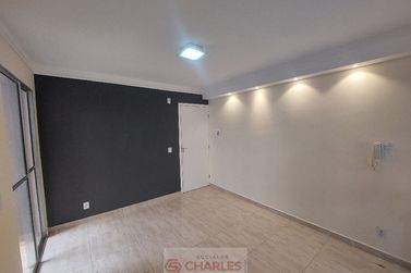Apartamento &agrave; venda - 48m&sup2; - Centro