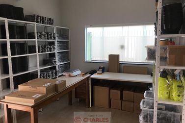 Sala Comercial &agrave; venda - 160m&sup2; - Centro