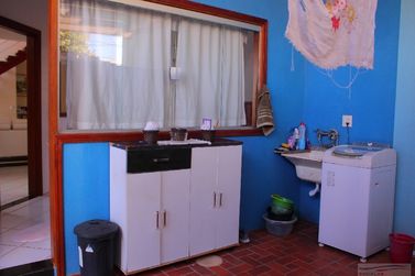 Casa &agrave; venda - 280m&sup2; - Centro