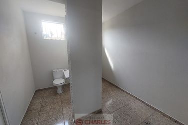 Sal&atilde;o Comercial para alugar - 250m&sup2; - Centro