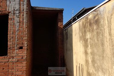 Casa &agrave; venda - 120m&sup2; - Centro