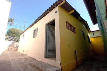Casa para alugar - 60m&sup2; - Centro