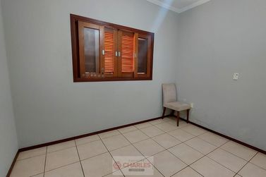 Casa &agrave; venda - 185m&sup2; - Centro