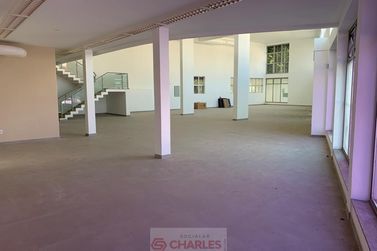 Sala Comercial para alugar - 622m&sup2; - Centro