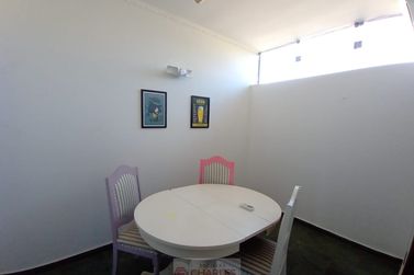 Casa para alugar - 360m&sup2; - Centro