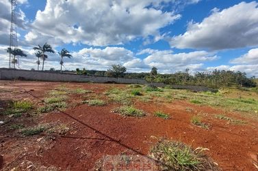 Terreno &agrave; venda - 10m&sup2; - Centro