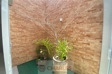 Casa &agrave; venda - 220m&sup2; - Centro
