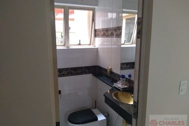 Casa &agrave; venda - 438m&sup2; - Centro
