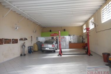 Sal&atilde;o Comercial &agrave; venda - 212m&sup2; - Centro