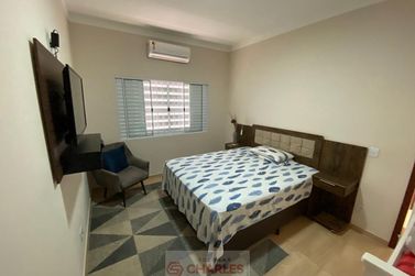 Casa &agrave; venda - 180m&sup2; - Centro