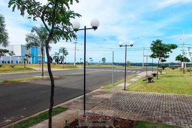 Terreno &agrave; venda - 10m&sup2; - Centro