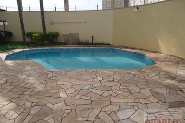 Casa &agrave; venda - 283m&sup2; - Centro