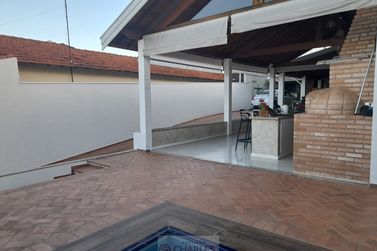 Casa &agrave; venda - 176m&sup2; - Centro