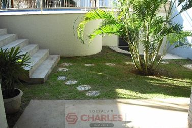 Casa &agrave; venda - 425m&sup2; - Centro