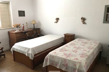 Casa para alugar - 296m&sup2; - Centro