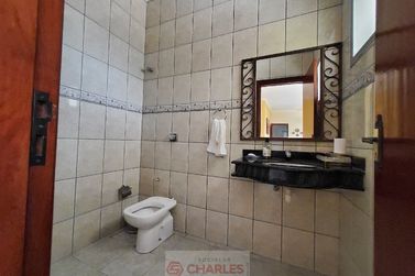 S&iacute;tio &agrave; venda - 220m&sup2; - Centro