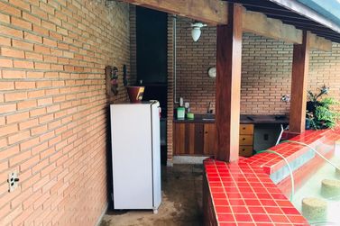 Casa &agrave; venda - 410m&sup2; - Centro