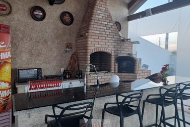 Casa &agrave; venda - 176m&sup2; - Centro