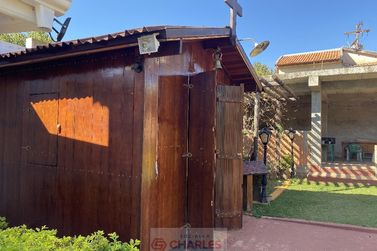 S&iacute;tio &agrave; venda - 450m&sup2; - Centro