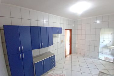 Casa para alugar - 155m&sup2; - Centro