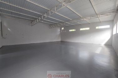 Sal&atilde;o Comercial para alugar - 250m&sup2; - Centro