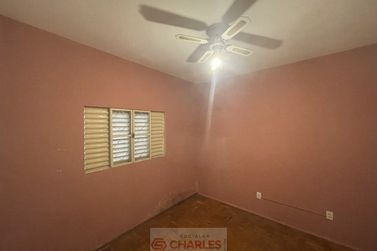 Casa &agrave; venda - 10m&sup2; - Centro