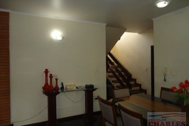 Casa &agrave; venda - 283m&sup2; - Centro