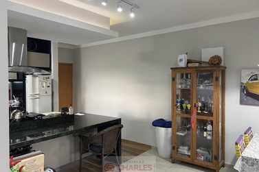 Apartamento &agrave; venda - 86m&sup2; - Centro