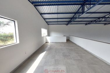 Sal&atilde;o Comercial para alugar - 300m&sup2; - Centro