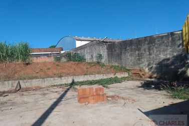 Terreno para alugar - 10m&sup2; - Centro