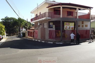 Casa &agrave; venda - 348m&sup2; - Centro
