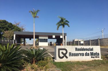 Terreno &agrave; venda - 10m&sup2; - Centro