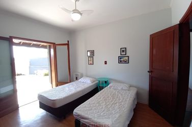 Casa para alugar - 360m&sup2; - Centro
