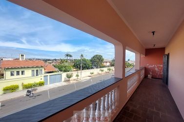 Casa para alugar - 268m&sup2; - Centro
