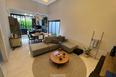 Casa &agrave; venda - 166m&sup2; - Centro