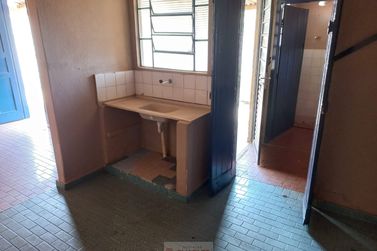 Casa &agrave; venda - 131m&sup2; - Centro