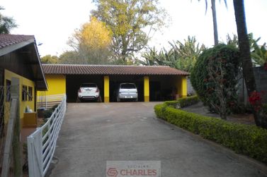 S&iacute;tio &agrave; venda - 300m&sup2; - Centro
