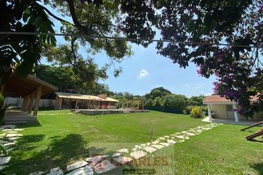 S&iacute;tio &agrave; venda - 400m&sup2; - Centro