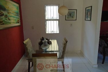 Casa &agrave; venda - 100m&sup2; - Centro
