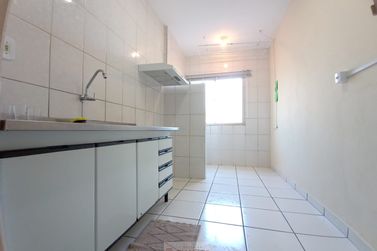 Apartamento para alugar - 46m&sup2; - Centro