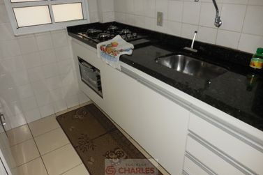 Apartamento &agrave; venda - 57m&sup2; - Centro