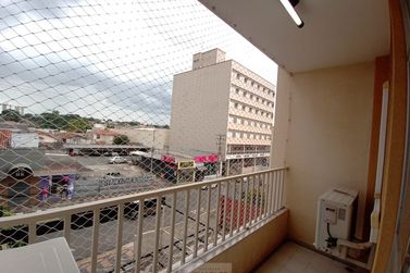 Apartamento para alugar - 130m&sup2; - Centro