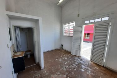 Sal&atilde;o Comercial para alugar - 20m&sup2; - Centro