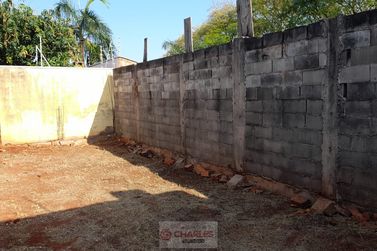 Casa &agrave; venda - 120m&sup2; - Centro