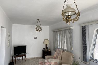 Casa &agrave; venda - 204m&sup2; - Centro
