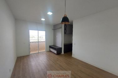 Apartamento &agrave; venda - 73m&sup2; - Centro
